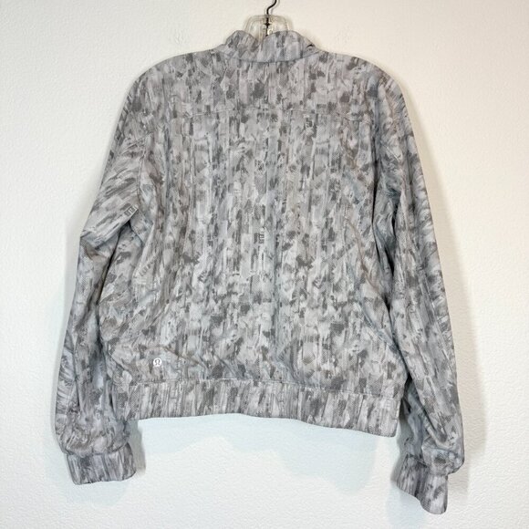 Lululemon  Gray White Away Jacket Reversible Light 8 - Picture 2 of 11